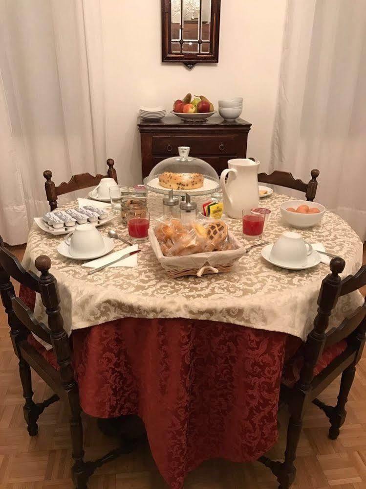 Le Due Corone Bed & Breakfast Venedik Dış mekan fotoğraf
