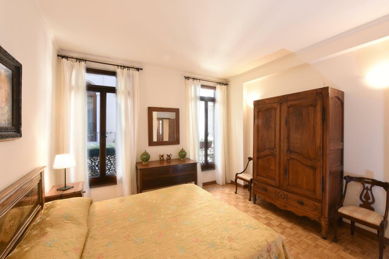 Le Due Corone Bed & Breakfast Venedik Dış mekan fotoğraf